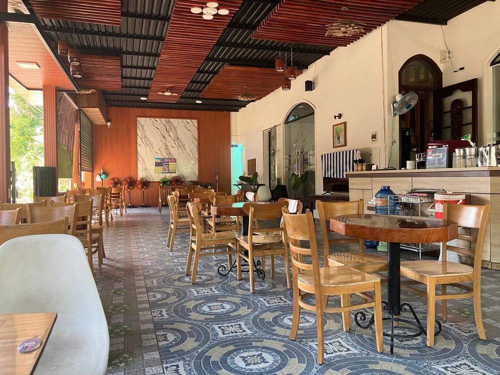 Terrace Seating at a Vietnamese Cafe